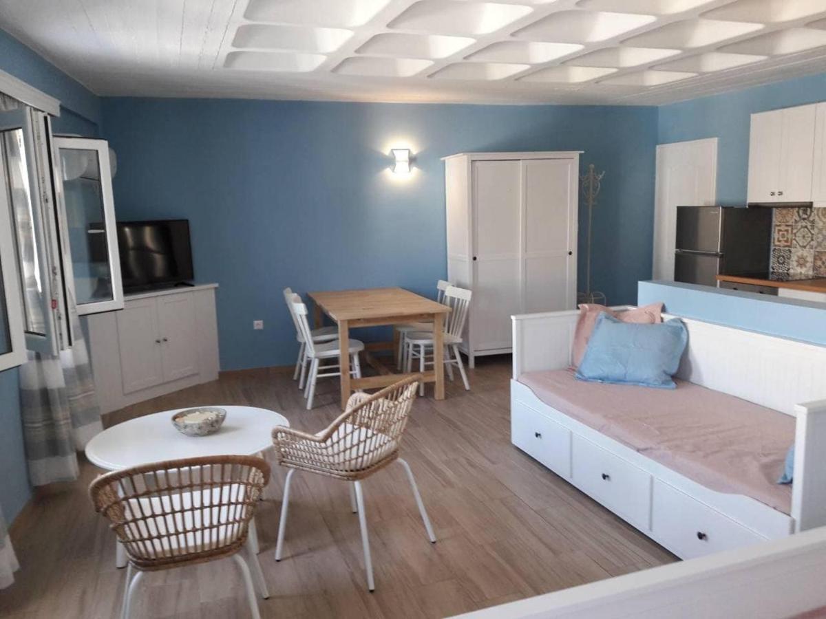 Porto Gavrio Loft Apartment Bagian luar foto
